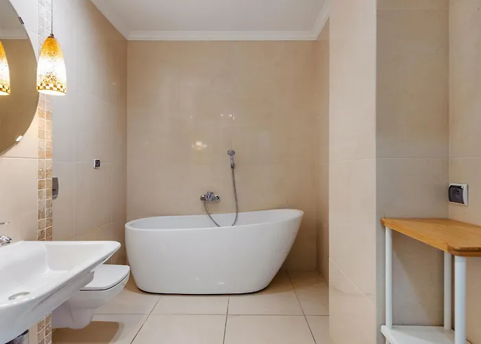 Yacht Mansion - Premium View *